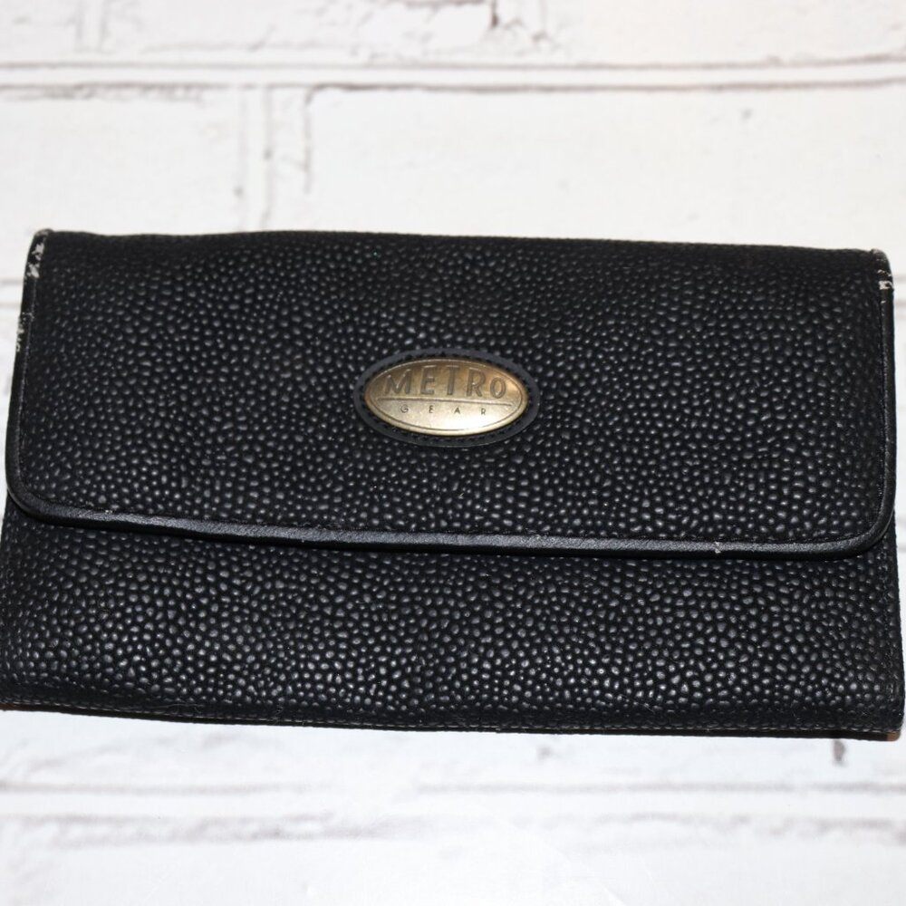 🖤 Metro Gear Black Wallet · 5" x 7.75" · Textured Faux Leather